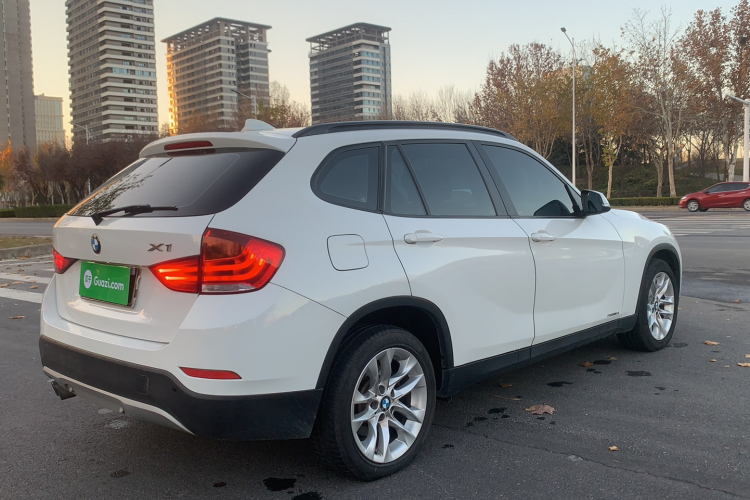 宝马X1 2014款 sDrive18i 领先型车身外观6010