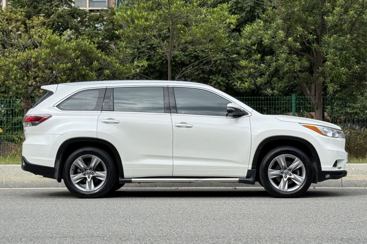 丰田 汉兰达 2017款 2.0T 两驱豪华版 7座车身外观6006