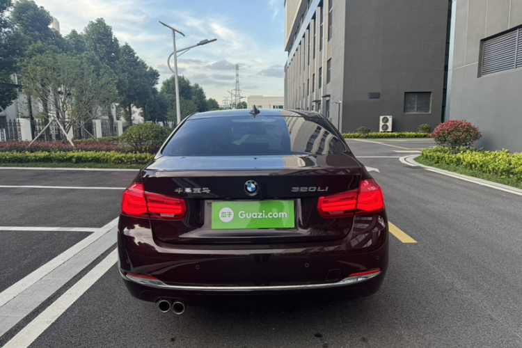 宝马3系 2017款 320Li 时尚型车身外观6005