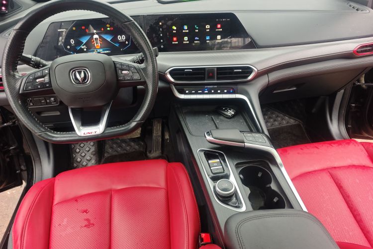 长安UNI-T 2020款 1.5T 旗舰型中控内饰7004