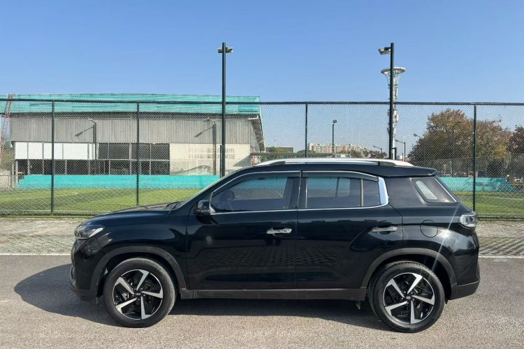 北京现代ix35 2021款 2.0L 自动两驱GLS领先版车身外观6005