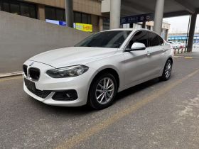 宝马1系 2018款 改款 118i 时尚型