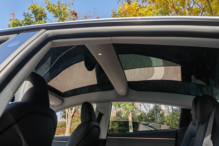 特斯拉 Model 3 2023款 后轮驱动版中控内饰7003