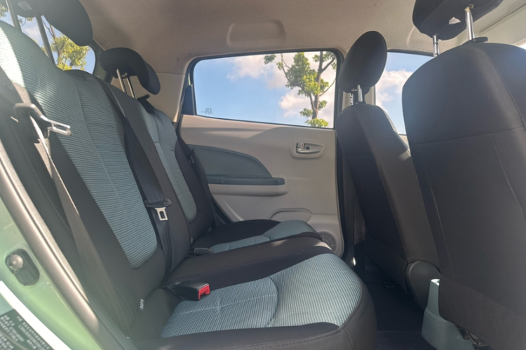 长安欧尚 奔奔E-Star 2021款 国民版 心悦版 磷酸铁锂（31.18kWh）局部细节22