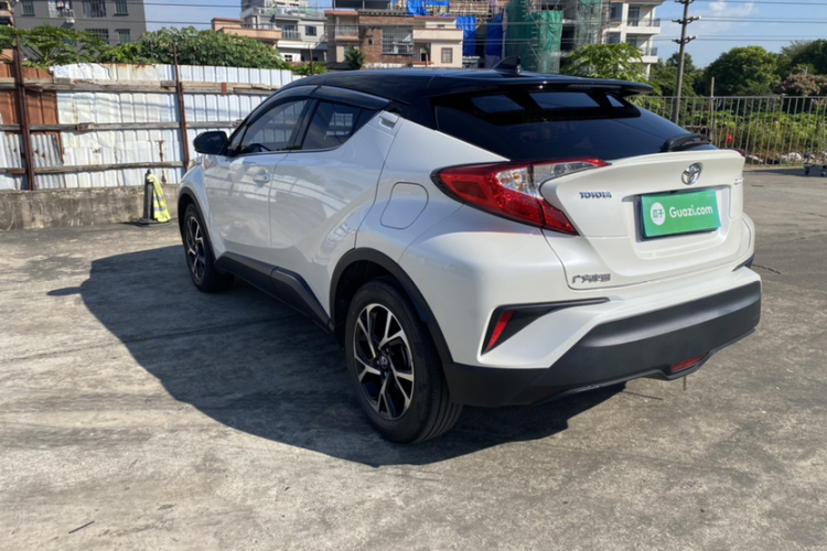 丰田C-HR 2020款 2.0L 领先版车身外观6005