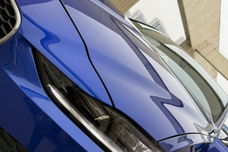 捷豹XEL 2020款 2.0T 200PS R-DYNAMIC S进取运动版局部细节9001