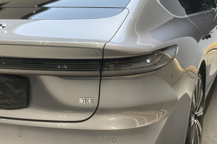 蔚来ET7 2024款 75kWh 行政签名版车身外观6007