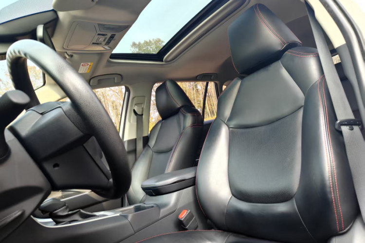 丰田 RAV4荣放 2020款 双擎  2.5L E-CVT两驱精英版局部细节22