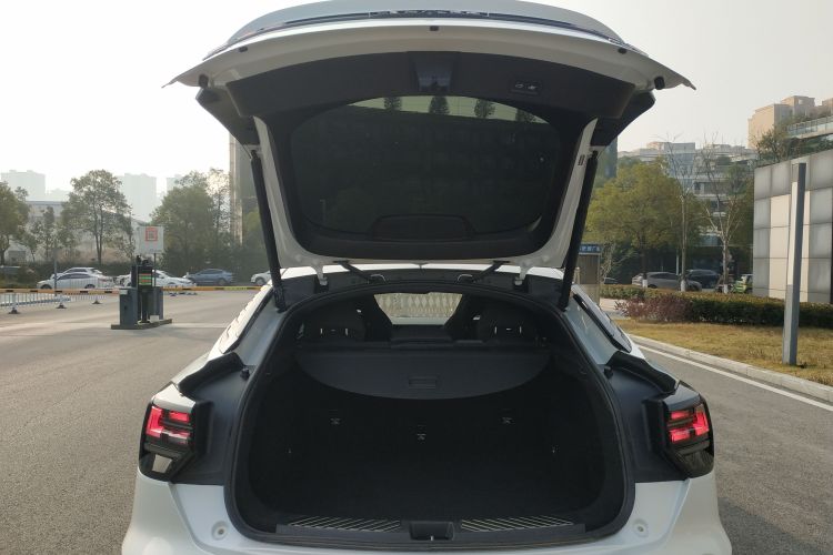 领克05 2020款 2.0TD 四驱劲Halo局部细节23