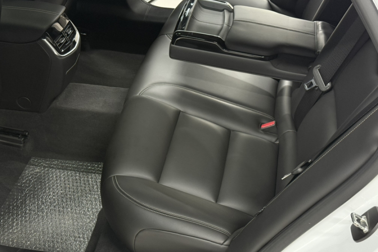 凯迪拉克XTS 2018款 28T 技术型中控内饰7002