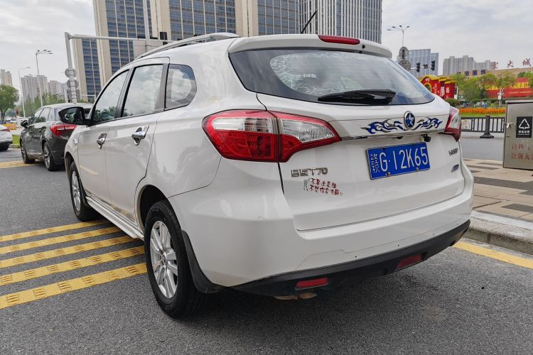 启辰T70 2015款 2.0L CVT睿趣版车身外观6003