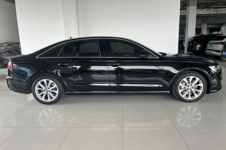 奥迪A6L 2016款 45 TFSI quattro 运动型车身外观6001