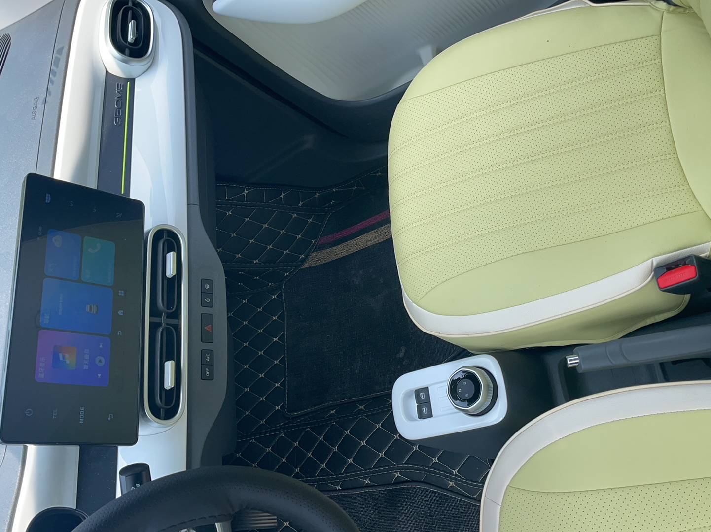 吉利汽车 2025款 210km 熊猫骑士