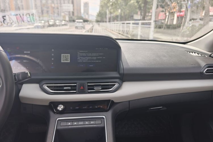 东风风神E70 2021款 改款二 500 超悦版局部细节16
