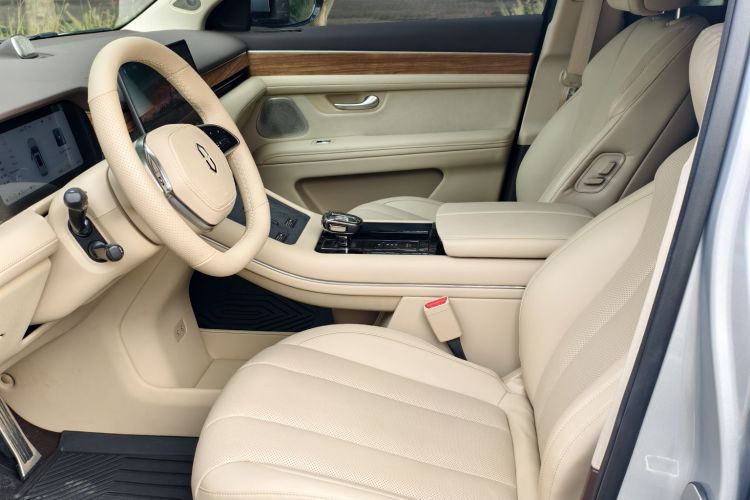 鸿蒙智行 问界M7 2024款 1.5T 后驱Plus版 6座中控内饰7004