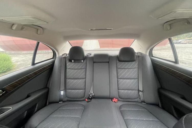 红旗H7 2021款 1.8T 舒适版中控内饰7006