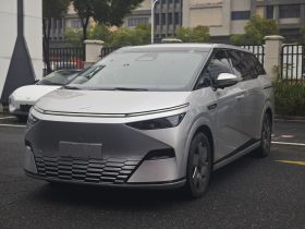 小鹏X9 2024款 610长续航Pro