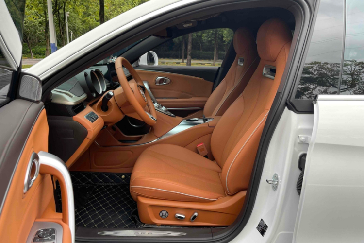 欧拉闪电猫 2022款 555km 尊贵版中控内饰7006