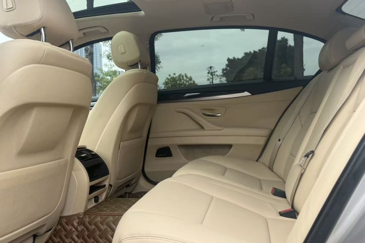 宝马5系 2014款 520Li 典雅型中控内饰7003