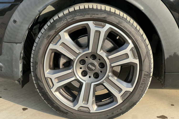 MINI Countryman 2022款 2.0T COOPER S ALL4车身外观6005