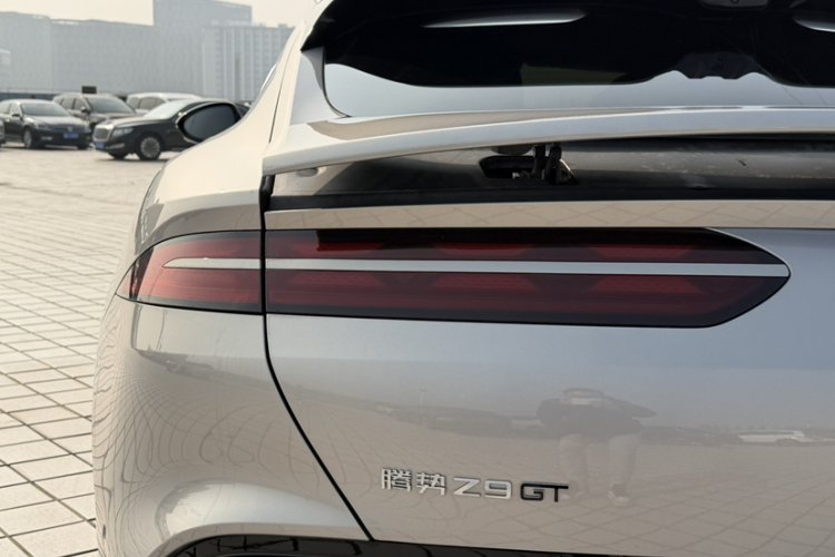 腾势Z9GT 2024款 1100四驱Max版车身外观6007