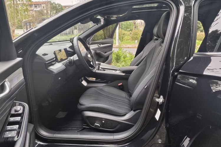 吉利汽车 星瑞 2025款 东方曜 1.5TD 昆仑版中控内饰7001