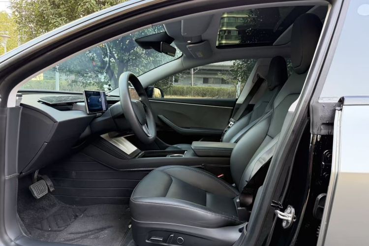 特斯拉 Model 3 2023款 后轮驱动版局部细节19