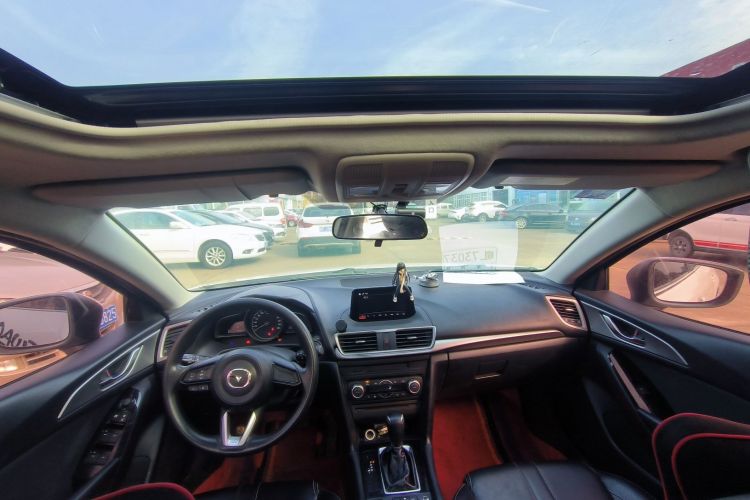 马自达3 昂克赛拉 2017款 三厢 1.5L 自动豪华型 国V中控内饰7003