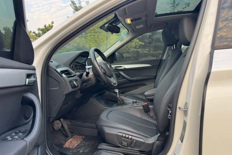 宝马X1 2016款 sDrive18Li 尊享型局部细节19