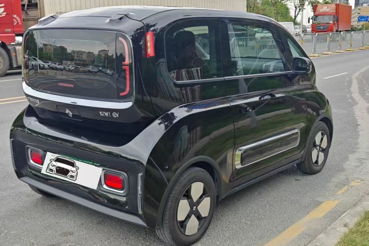 宝骏KiWi EV 2023款 大疆版 磷酸铁锂车身外观6003
