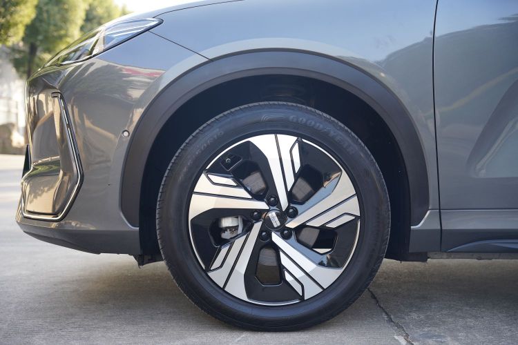 吉利银河 银河E5 2024款 530km 星舰版车身外观6008