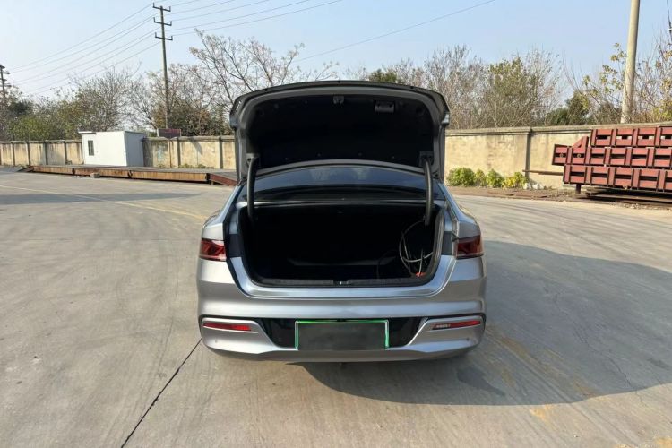 比亚迪 秦PLUS 2021款 DM-i 55KM 旗舰型局部细节23