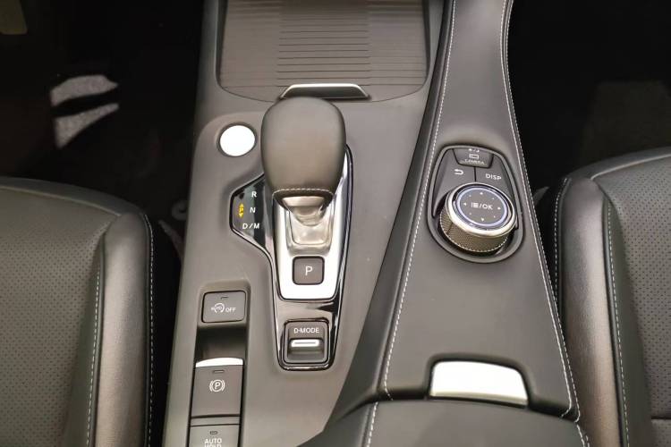 英菲尼迪QX50 2022款 2.0T 两驱领航版局部细节18