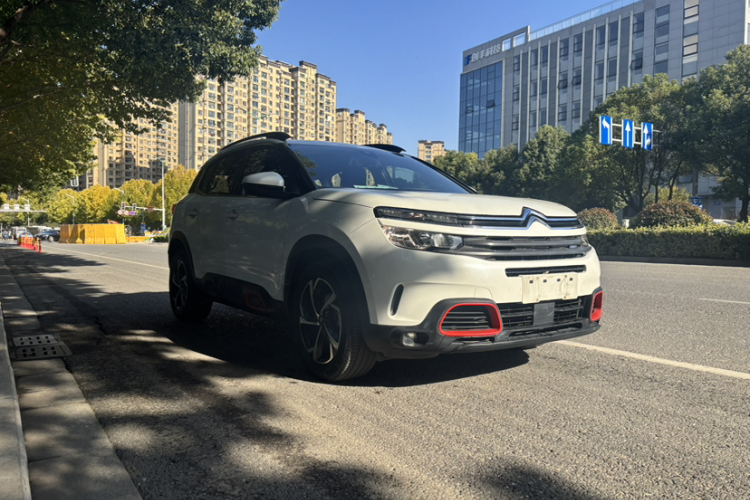 雪铁龙 天逸 C5 AIRCROSS 2019款 350THP 乐享型 国V车身外观6005