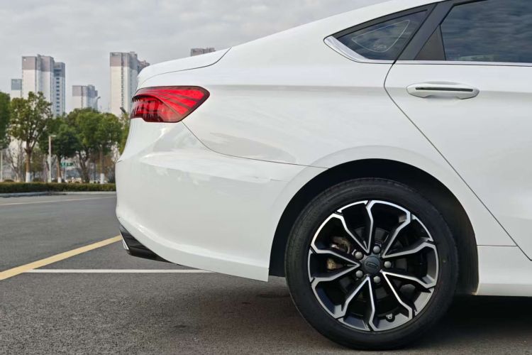 吉利汽车 缤瑞 2021款 1.4T CVT亚运版车身外观6012