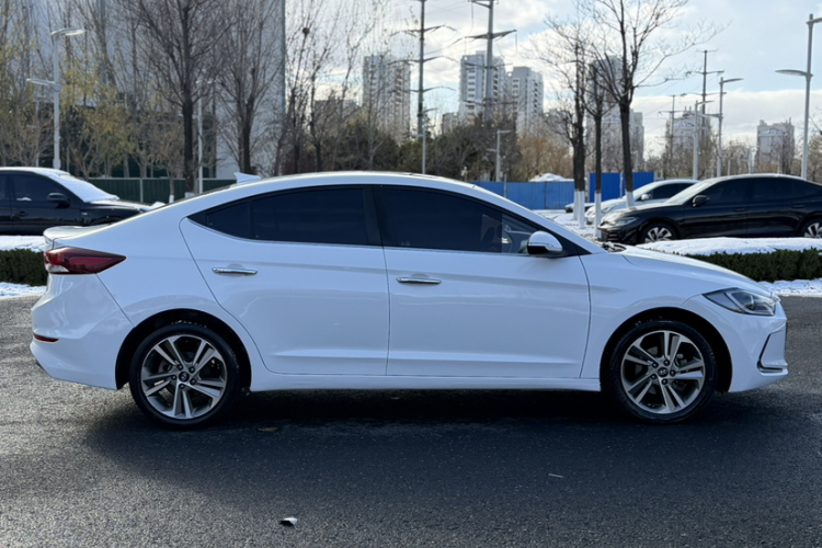 现代 领动 2016款 1.6L 自动智炫·精英型车身外观6003