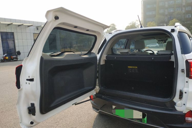 比亚迪 元Pro 2023款 401KM尊贵型局部细节23