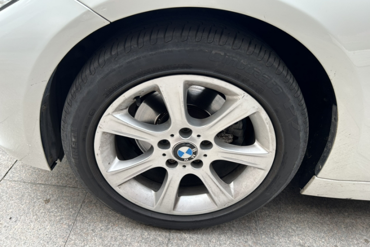 宝马3系 2013款 328Li 时尚型车身外观6005