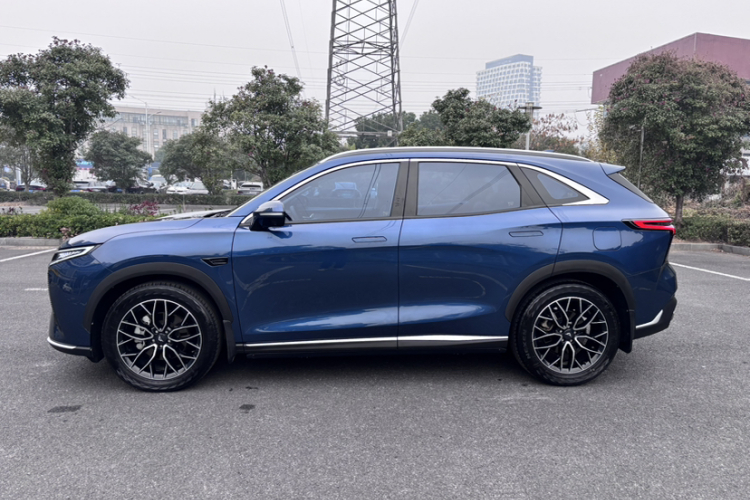 凯翼昆仑 2023款 昆仑 500 天际版车身外观6008