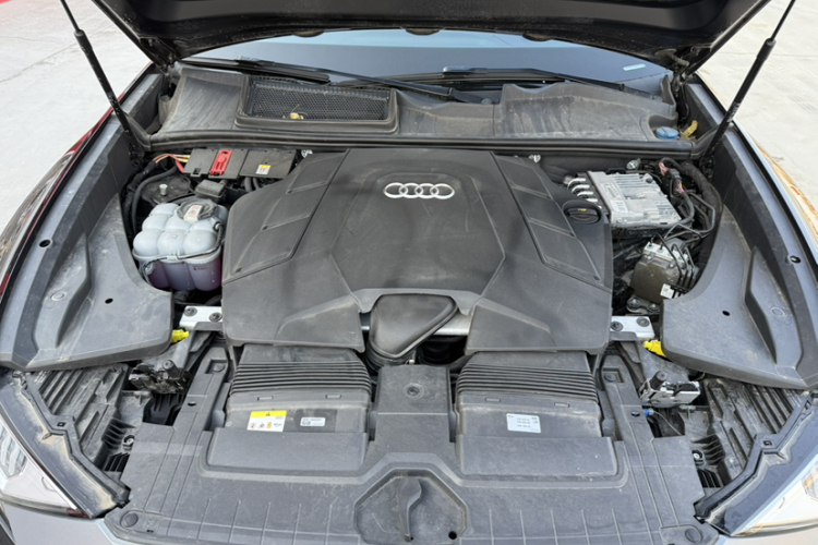 奥迪Q8 2022款 55 TFSI 豪华动感型局部细节24