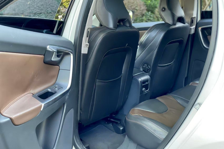 沃尔沃XC60(进口) 2014款 改款 T5 智雅版中控内饰7002