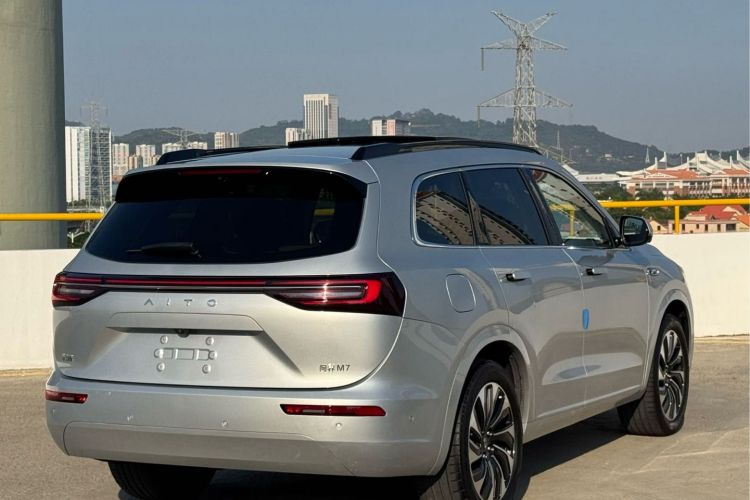 鸿蒙智行 问界M7 2024款 1.5T 智驾四驱Max版 6座车身外观6004