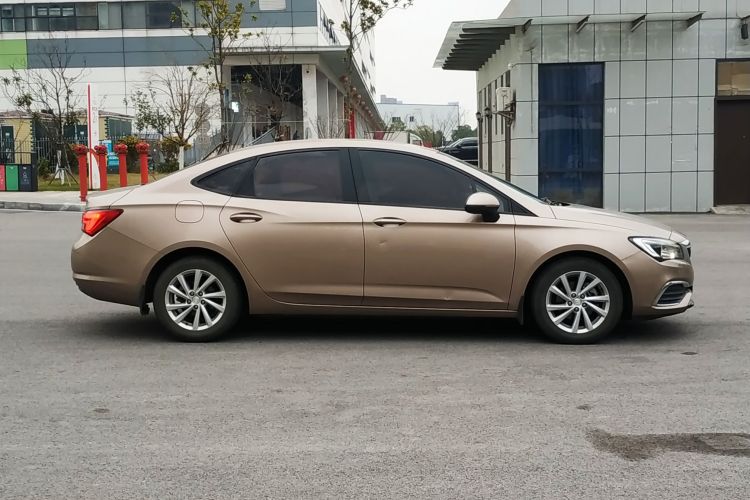 别克 威朗 2018款 三厢 15S 自动领先型车身外观6009