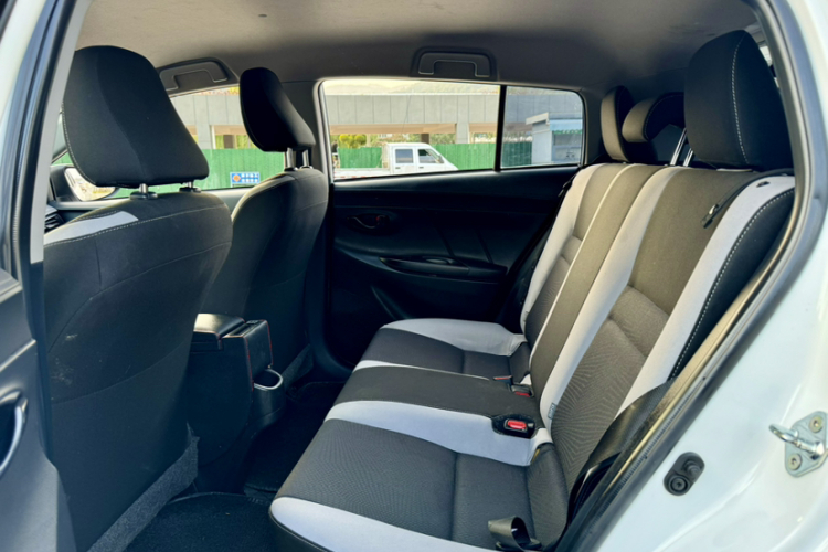 丰田 YARiS L 致炫 2020款 致炫X 1.5L CVT领先版中控内饰7008