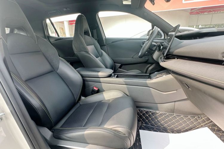 领克06 2025款 Renew 1.5T Halo中控内饰7009