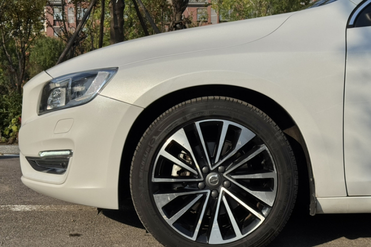 沃尔沃S60 2019款 S60L T5 智远版局部细节9004