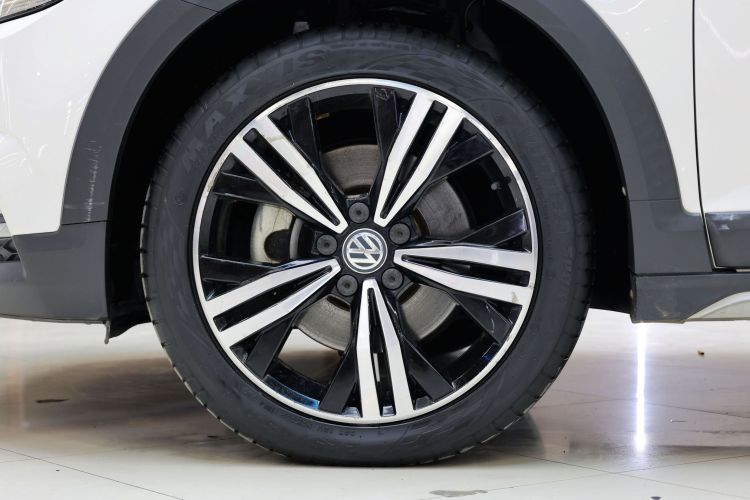 大众 2018款 途安L 280TSI DSG拓界版 7座 国VI车身外观6010