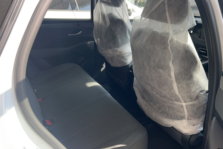 比亚迪 秦PLUS 2025款 DM-i 智驾版 128KM进取型中控内饰7001