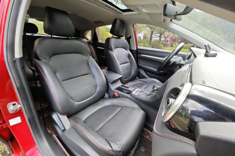 名爵 MG6 2019款 20T 自动星辉版局部细节41