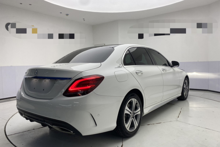 奔驰C级 2019款 改款 C 260 L 运动版车身外观6001